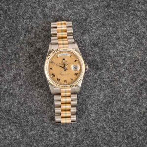 Vintage Rolex Day-Date 1960 in Yellow Gold - Image 6